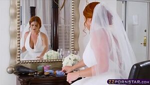 Plump bride cuckold and plumbs hottest guy on her wedding day